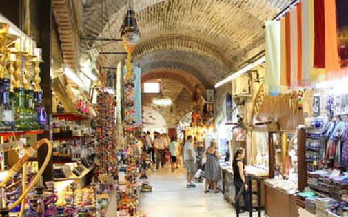 About Kemeraltı Bazaar, Izmir